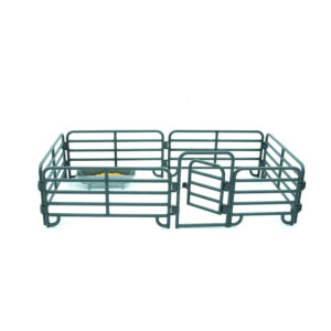 Eläinaitaus Maatilaleikkiin